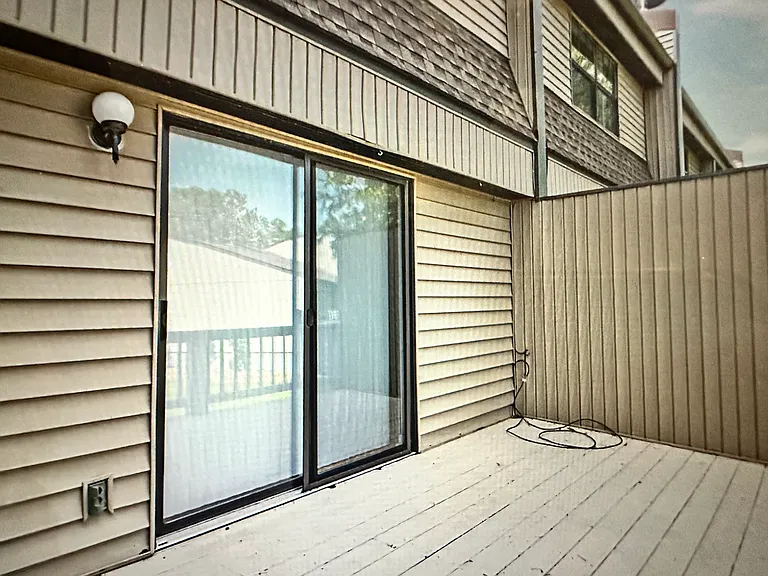 38 Lakeshore Ln #50 — Photo 3