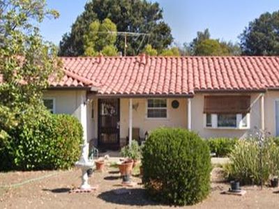 10600 Larry Way, Cupertino, CA, 95014