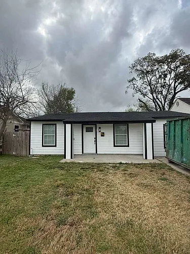 133 Pomeroy Ave Photo 1