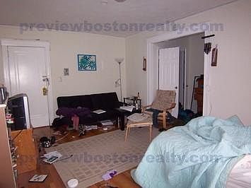 2nd image of 1615 Commonwealth Ave #Ll26