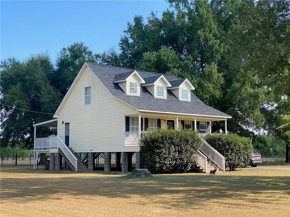 317 Ponderosa Rd, Jonesville, LA 71343