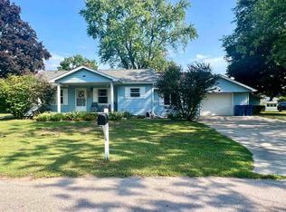 110 Clark St, Walkerton, IN 46574