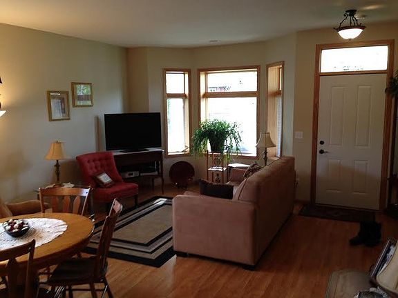 2nd image of 835 Bella Dr