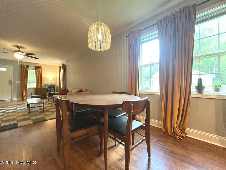 162 Midway Rd — Photo 12