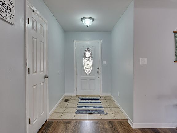 5th image of 1019 Durban Drive