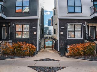 605 N 15th Ave SW #27, Calgary, AB T2R 0R4