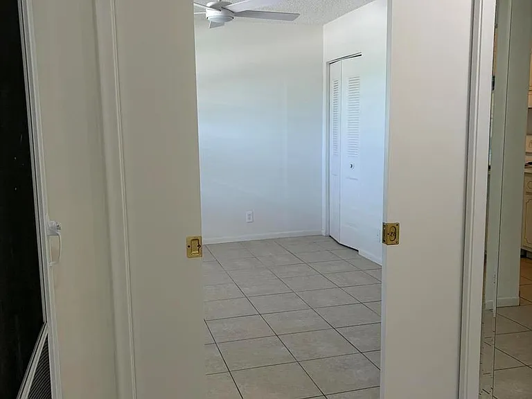 2520 Black Olive Blvd #203 — Photo 14