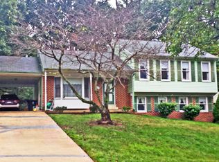 11103 Cedar Ln, Beltsville, MD 20705