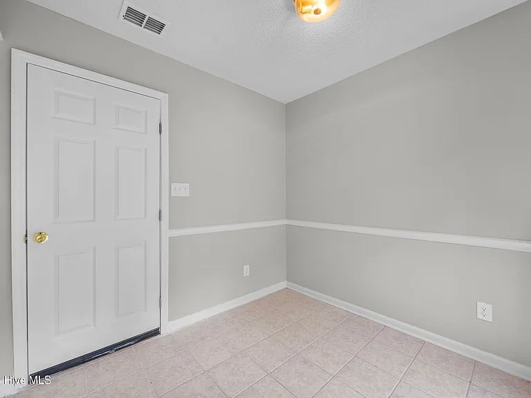 429 Crows Nest Ln — Photo 16
