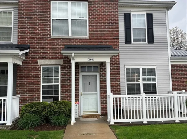 304 Sonie Dr #304, Sewickley, PA 15143