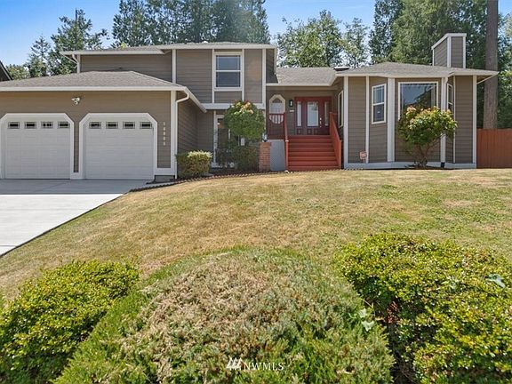 2nd image of 16905 SE 41st St