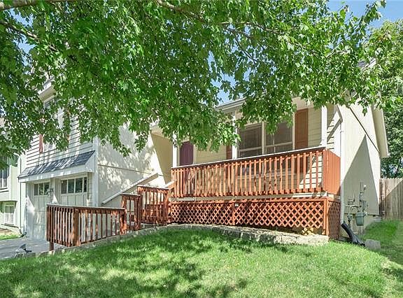 2nd image of 6323 N Bedford Ave