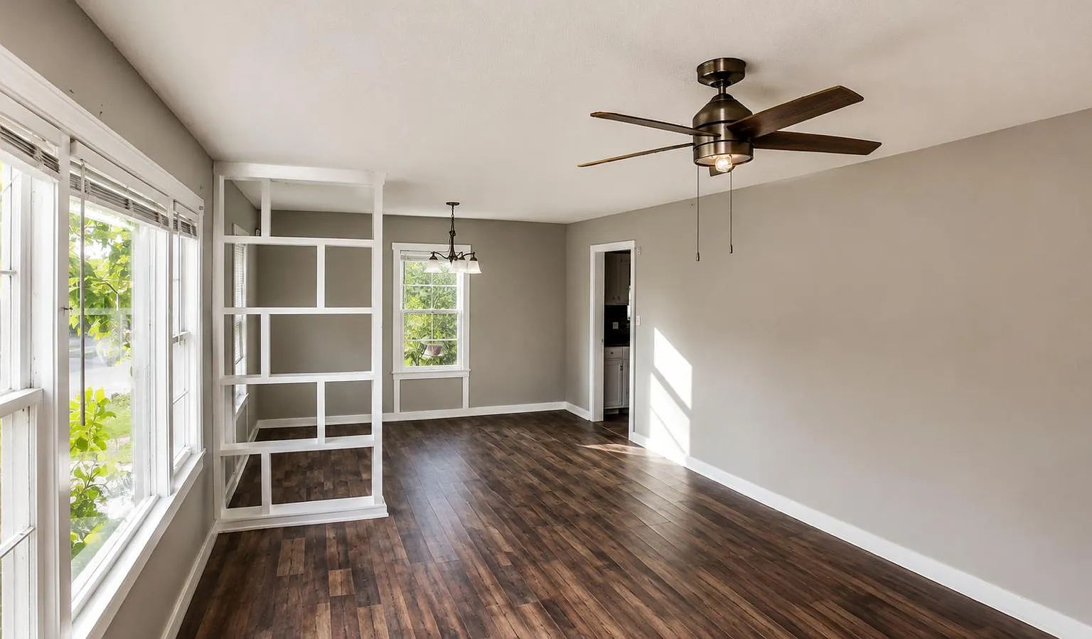 314 Clubview Drive - 1 — Photo 2