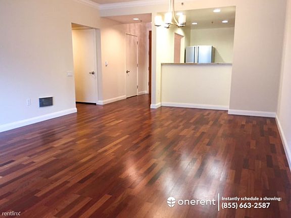 3rd image of 1 Mandalay Pl Unit 1010