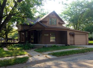 202 N Hammarstrom Ave, Oakland, NE 68045