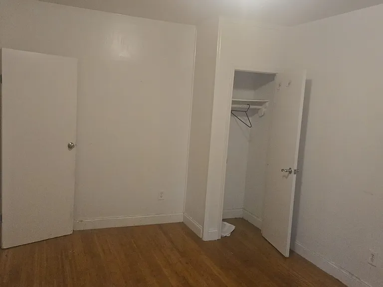 831 Madison St #4C — Photo 5