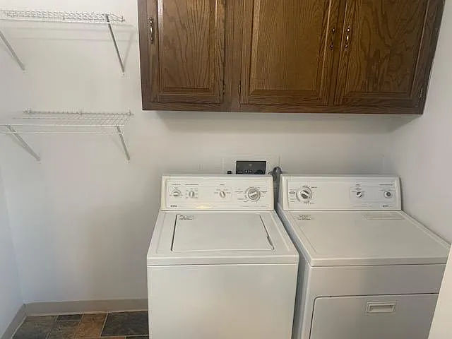 3 bed, $1,650 — Photo 2