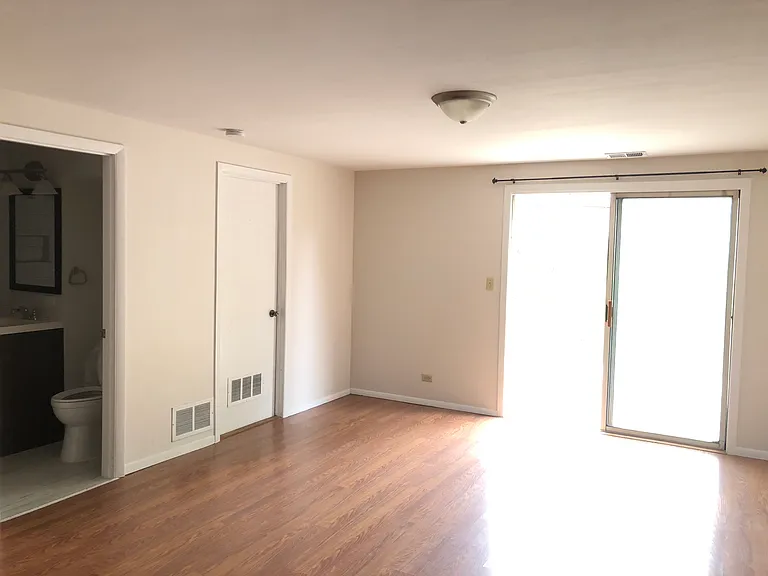 428 N Ashbury Ave — Photo 15