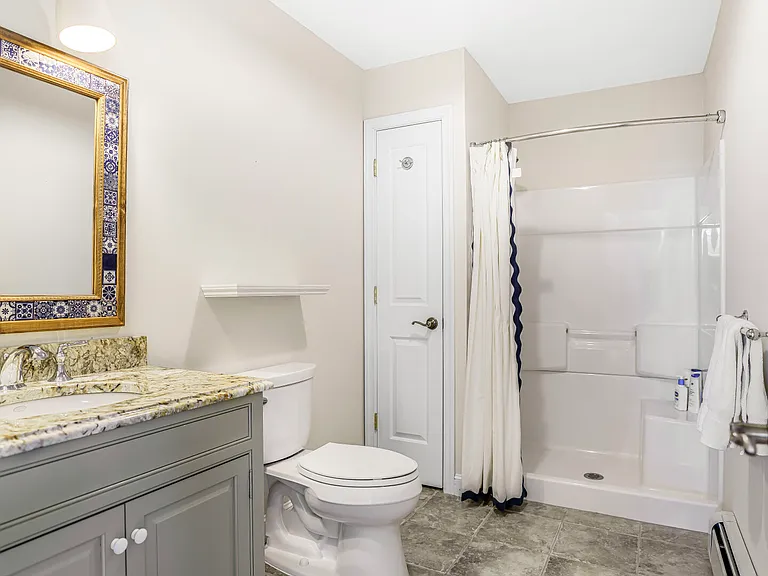 425 Jacobs Ln — Photo 28