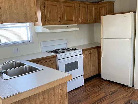 3rd image of 2490 E Main St #37