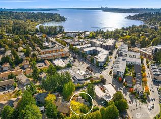 12014 98th Avenue NE #101, Kirkland, WA