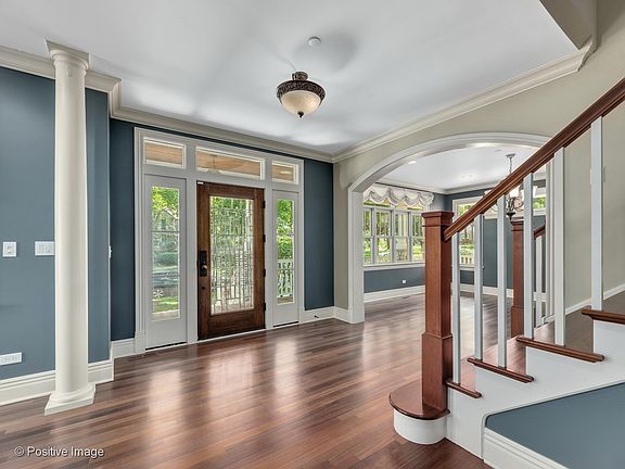 4th image of 714 Highland Ave