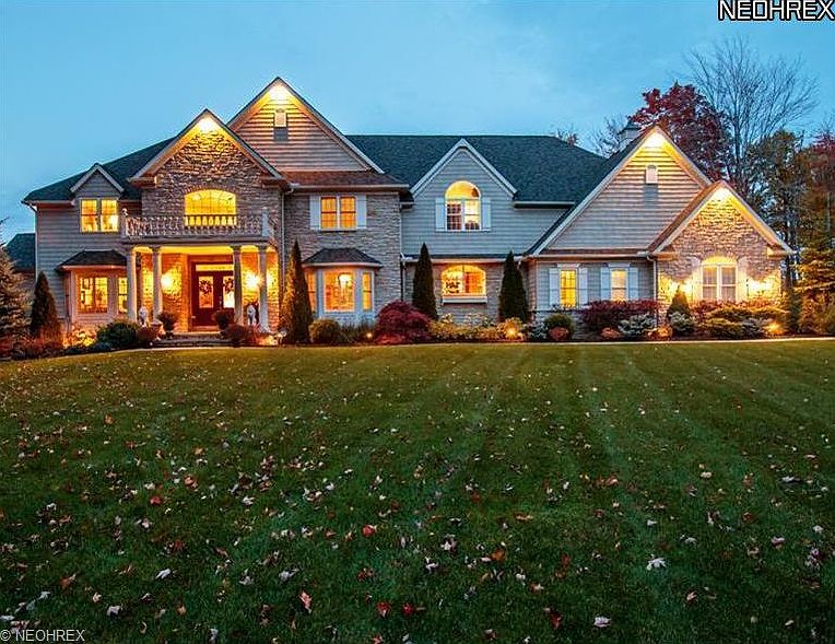 1st image of 10531 Oakmont Way