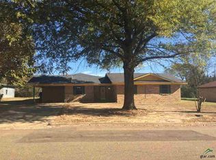 1503 S Otyson St, Mt Pleasant, TX 75455