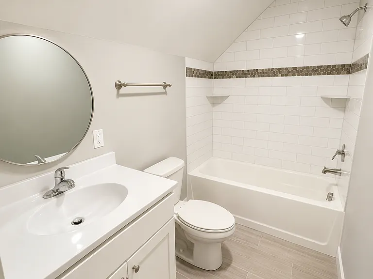 938 Morris Park Ave #1 — Photo 6