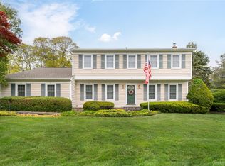 44 Woodland Rd, Miller Place, NY 11764