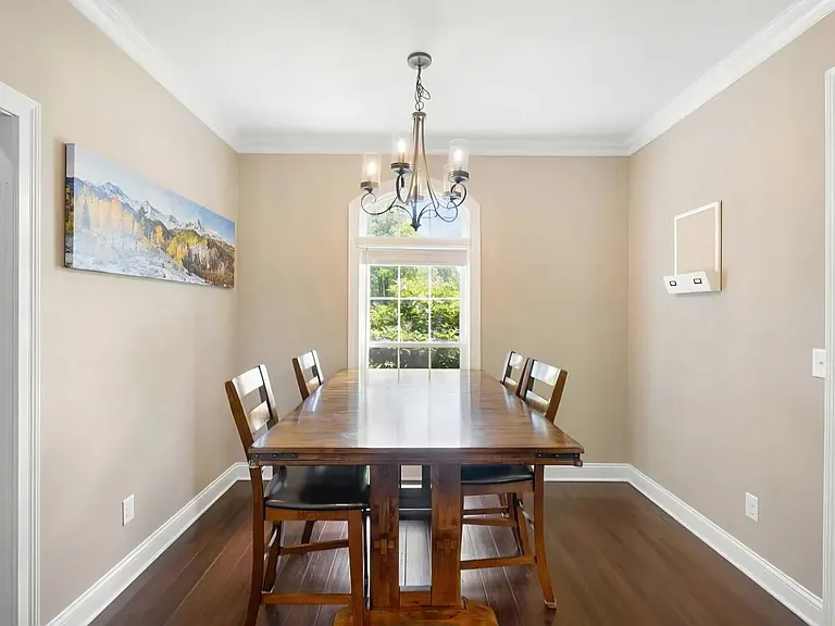 102 Anniston Way — Photo 8
