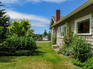 953 Rowe Rd, Camano Island, WA 98282