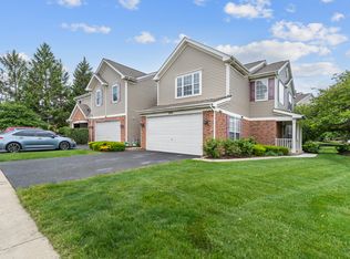 206 Madison Dr #206, Streamwood, IL 60107