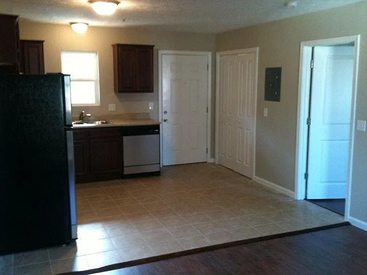 1628 7th Ave — Photo 3