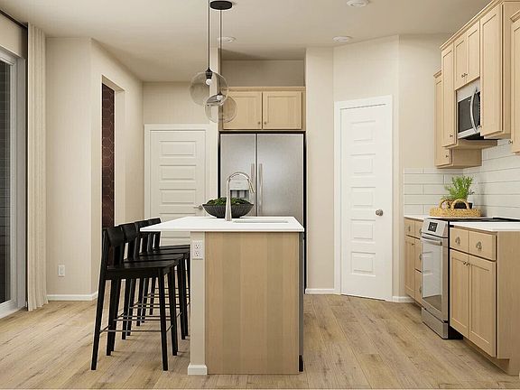 3rd image of 14517 203rd Avenue E