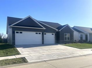 1870 Cloverdale Dr, Edwardsville, IL 62025