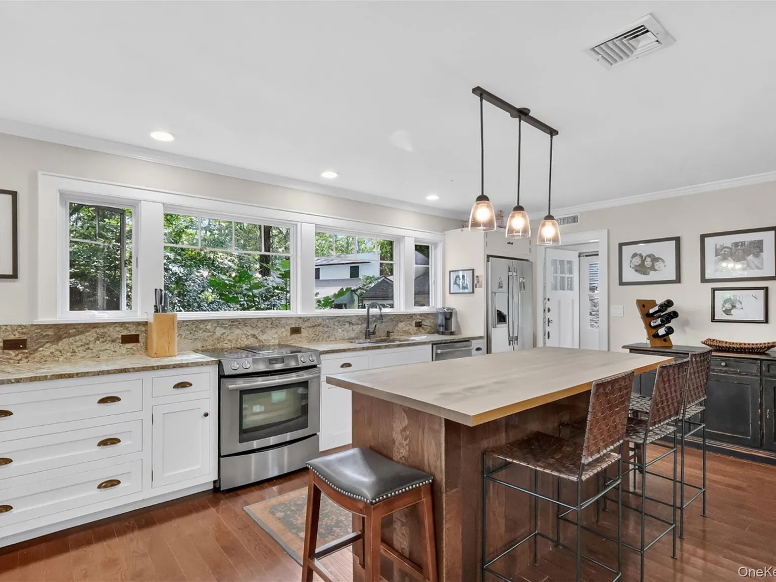 2 bed, 2.0 bath, $5,000 — Photo 3