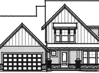 2584 Golden Leaf Dr, Beavercreek, OH