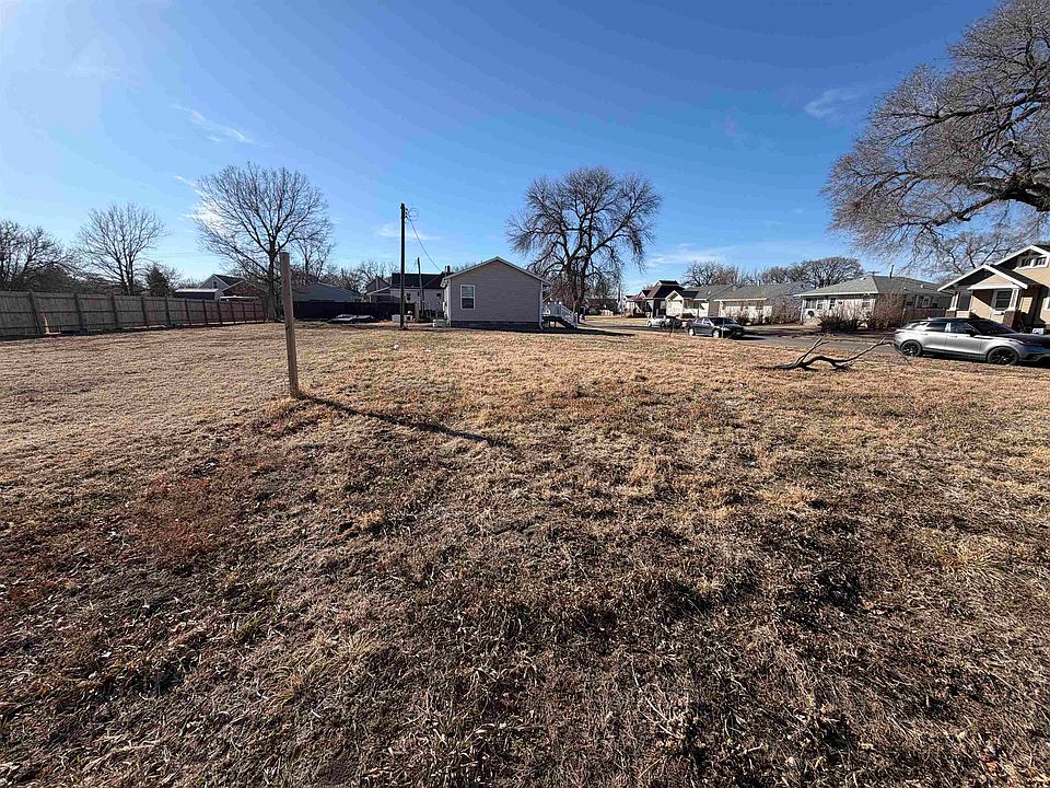 1st image of 400 S 1st St