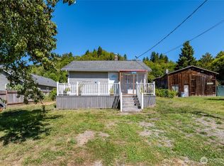 45185 Duffy St, Concrete, WA 98237