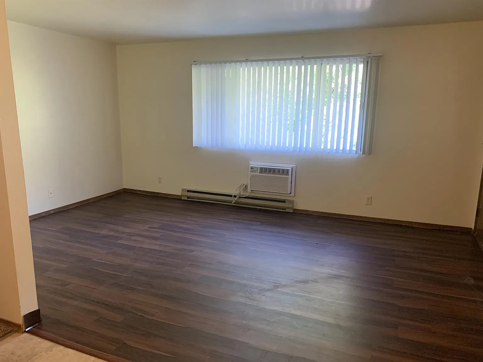 4320 Kennedy Drive - 203 — Photo 2