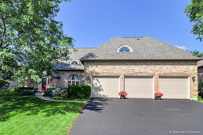 4260 White Eagle Dr photo 1