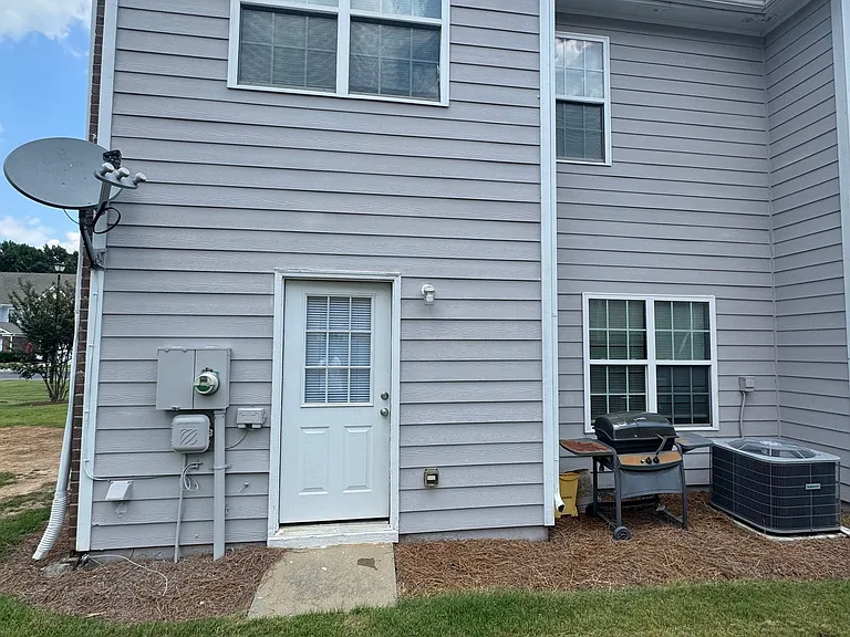 262 Village Dr — Photo 14