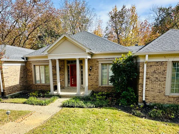 5220 Moccasin Trl, Indian Hills, KY 40207