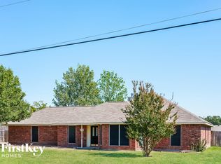 3328 Dasher St, Lancaster, TX 75146