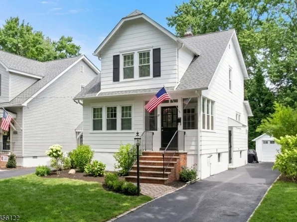 57 Minton Ave, Chatham Boro, NJ 07928