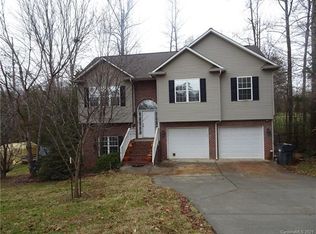 116 Meadow Glen Dr, Troutman, NC 28166