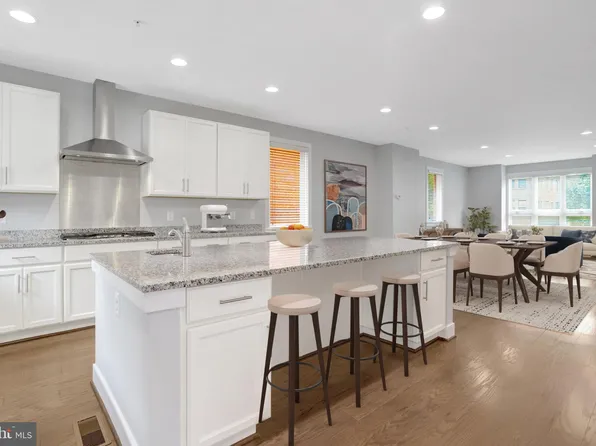 721 Watson St, Alexandria, VA 22301