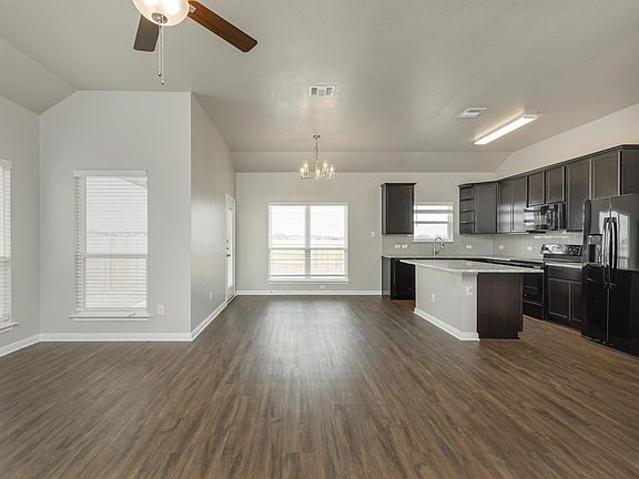 5th image of 1804 Lummus Dr