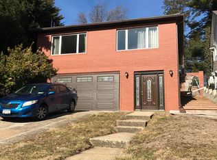 19 Hasbrouck Rd, Staten Island, NY 10304